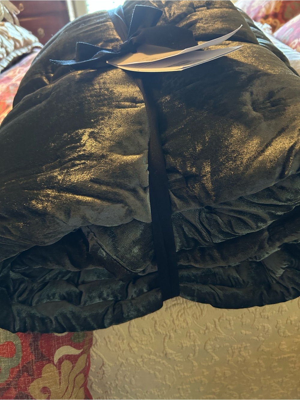 West Elm velvet/ velour quilt
New with tags! Gorgeous deep olive green. - Picture 2 of 3